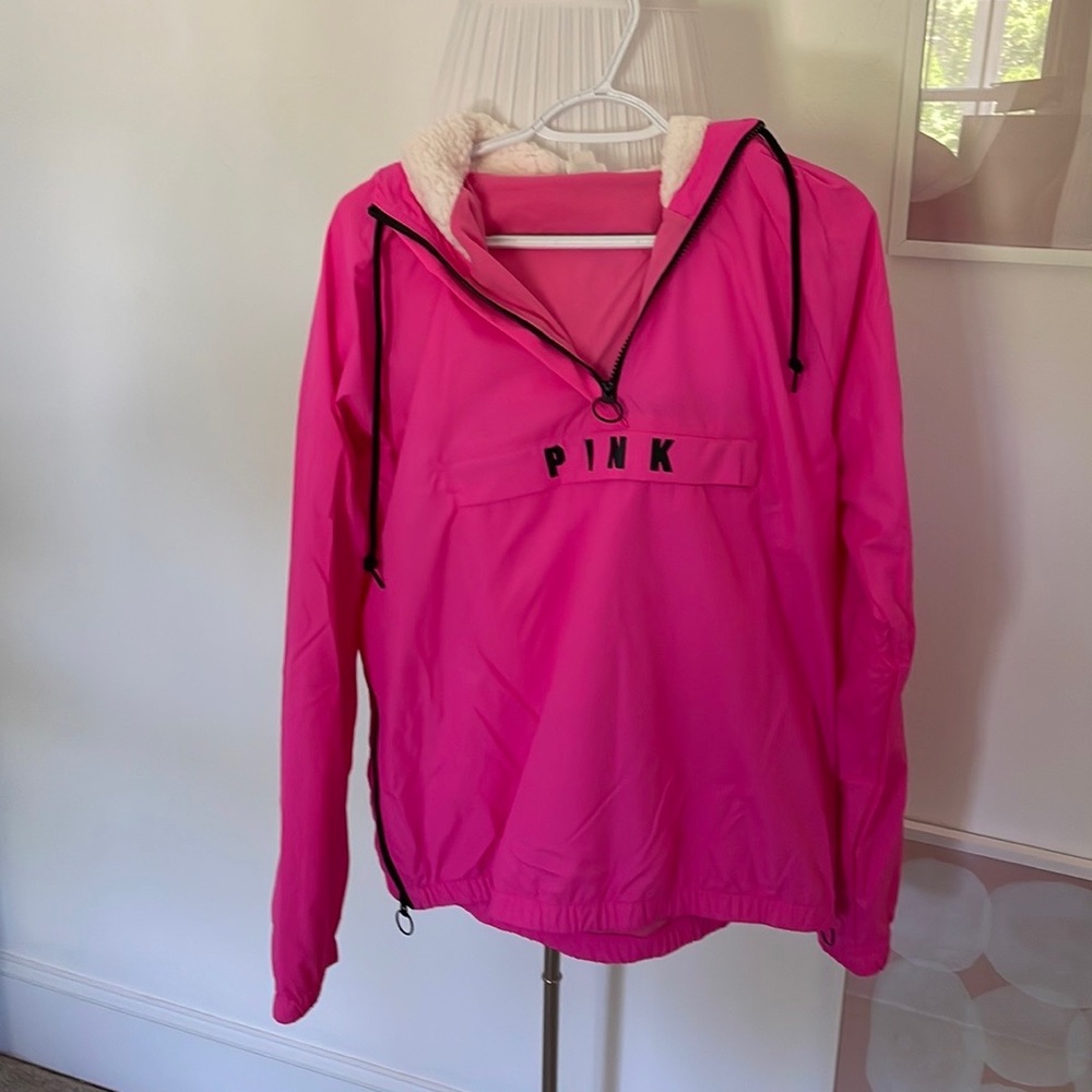 VS PINK wind breaker